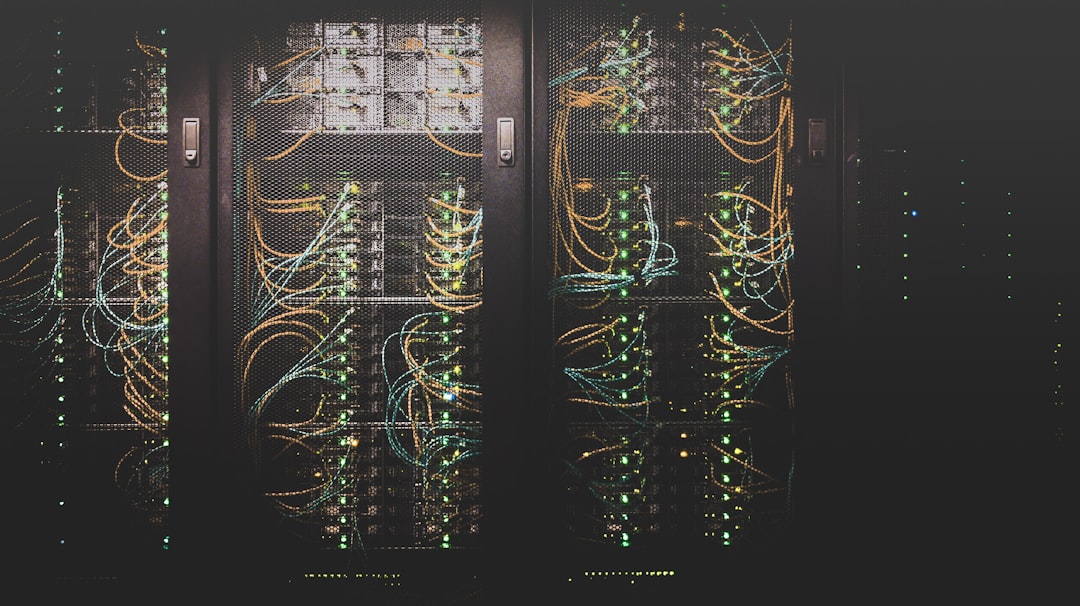 Veri merkezi sunucu altyapısı — Fotoğraf: Taylor Vick / Unsplash